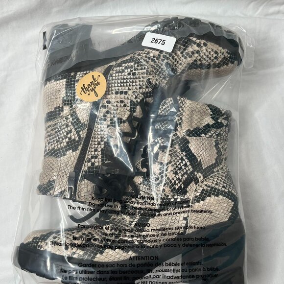 Marc Fisher Laboni Snake Print Lace-Up With Side Zip Combat Boots Womens 7.5 - Picture 12 of 12